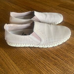 OTBT Universe in Cocoa Sneakers Size 7.5 (Runs about a 1/2 size long)